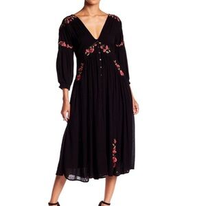EUC Free People Day Glow szM embroidered midi dress in black…